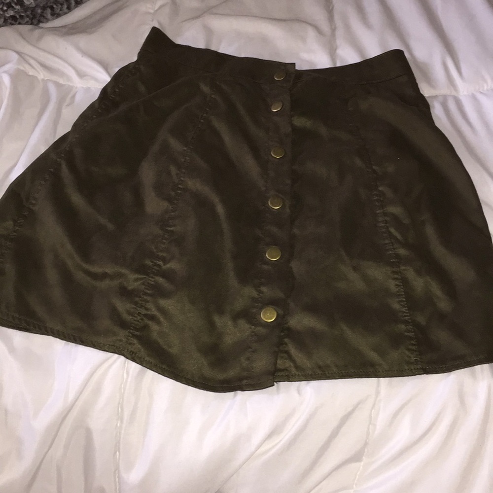 Cute green skirt